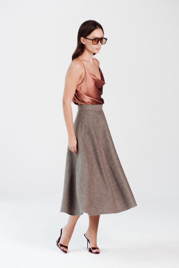 Fluttering Wool A Skirt